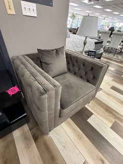 Accent chair