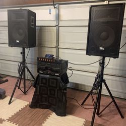 Dj Or Karaoke Equipment 