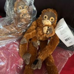 Hanging Orangutan 28”