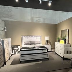 White 4PC Queen Bedroom Set