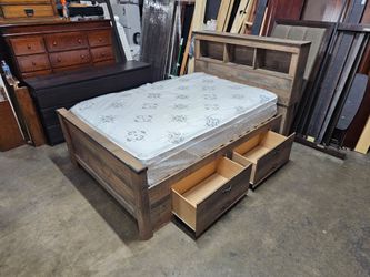 Full captains bed