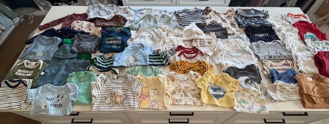 Newborn to 6months baby clothing and sheets