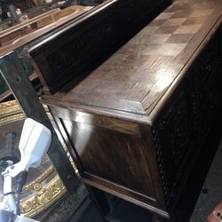 Buffet Serving Table 