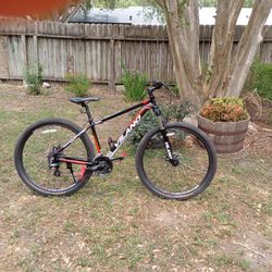 Vilano Diverse 3.0 Performance Hybrid 24-speed Road Bike