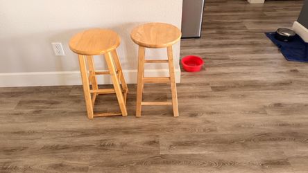 2 stools