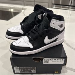Kids Jordan 1 Retro High OG