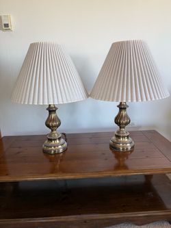 2 Lamps - brass