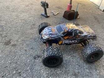 Traxxas Revo 