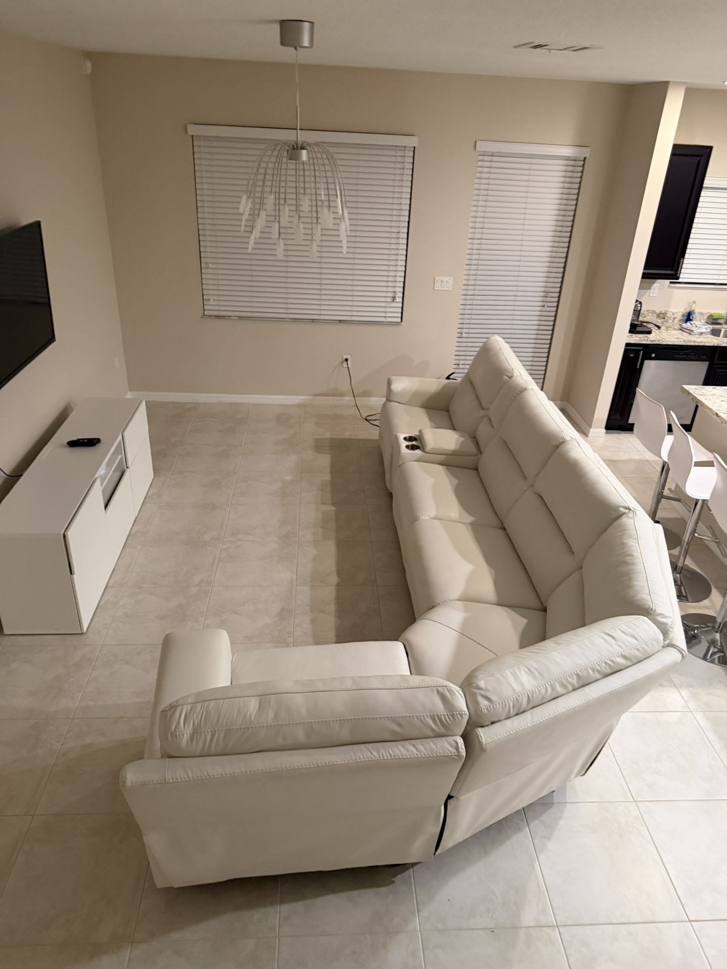 LEATHER POWER RECLINER SECTIONAL – LIKE NEW – $6,50