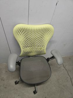 Herman Miller Mirra Ergonomic Task Chair