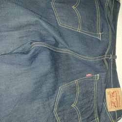 Levis 