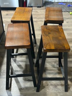 4 - 2’ stools