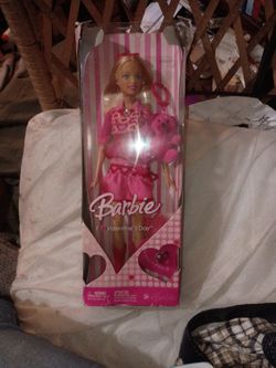 Valentine Barbie