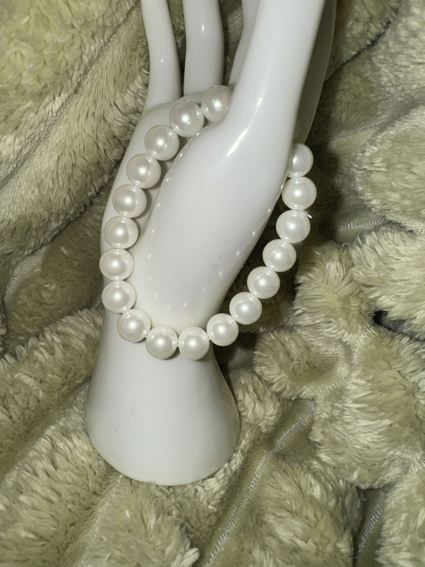 Genuine Pearl Bracelet on Stretch Band