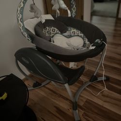 GRACO BABY SWINGER 