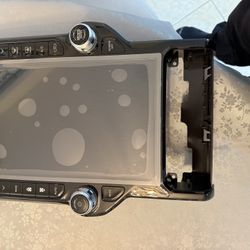 RAM 1500 SCREEN 2021-2025