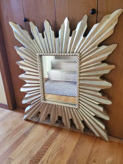 Free Decorative Wall Mirror