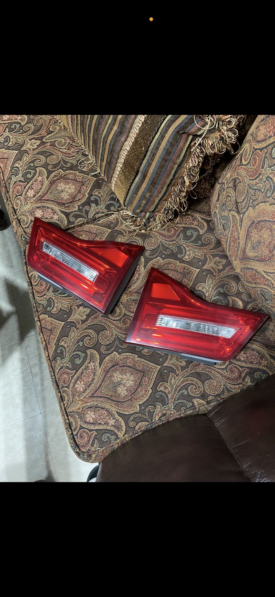 There Are 2 Rear Lights For Acura MDX 2007-2009 $80