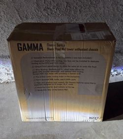 Sealed NZXT Gamma Classic Series Mid Tower PC Case Black GAMA-001BK New