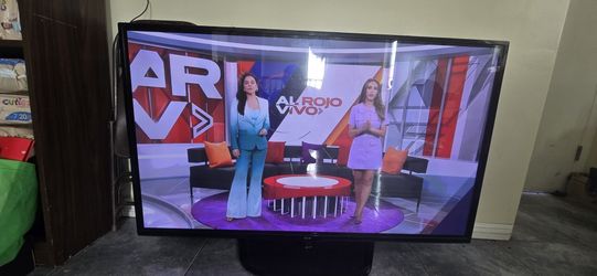vendo tv LG 60 pulgadas $100