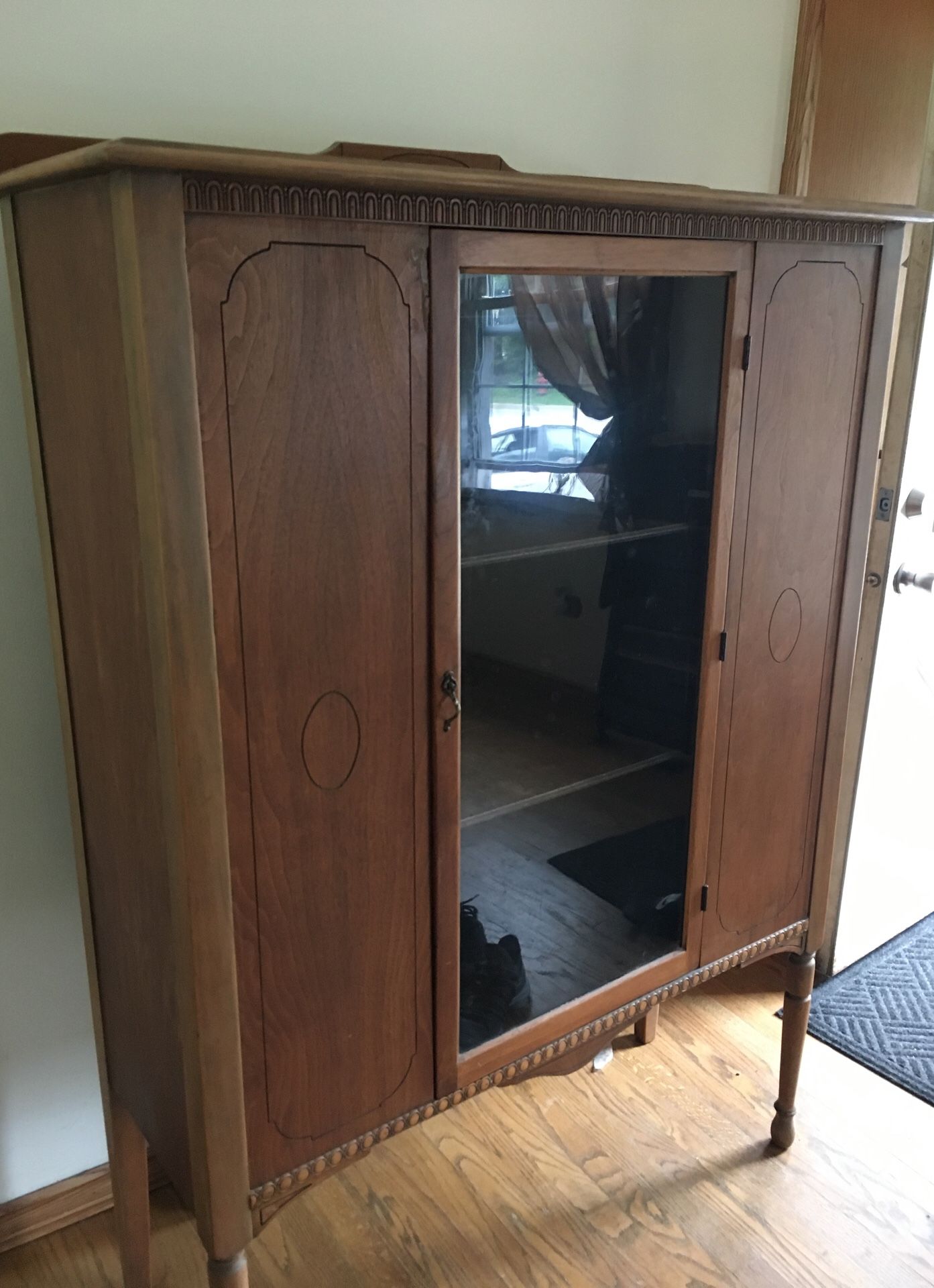 Cabinet-Knox Hutchins Co