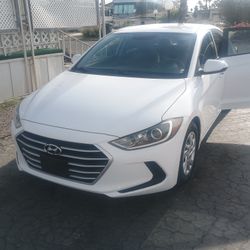 Hyundai 4cl.Engine Runs Smoothe And Quiet 135,00miles