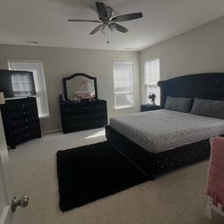 King bedroom set with mattress
