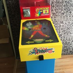 Gum ball machine