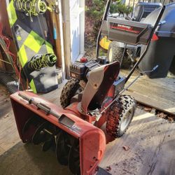 8HP 26” Electric Start Yard Machines Snow Blower 