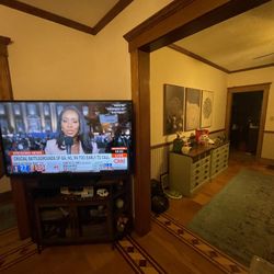 Sharp 60 Inch Tv LC-60LE650U