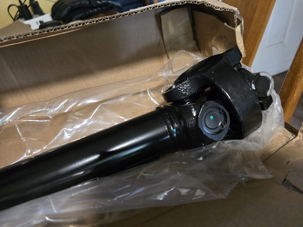 A- Premium Truck Drive Shaft Front Side Only Part # Apds0276 # 432