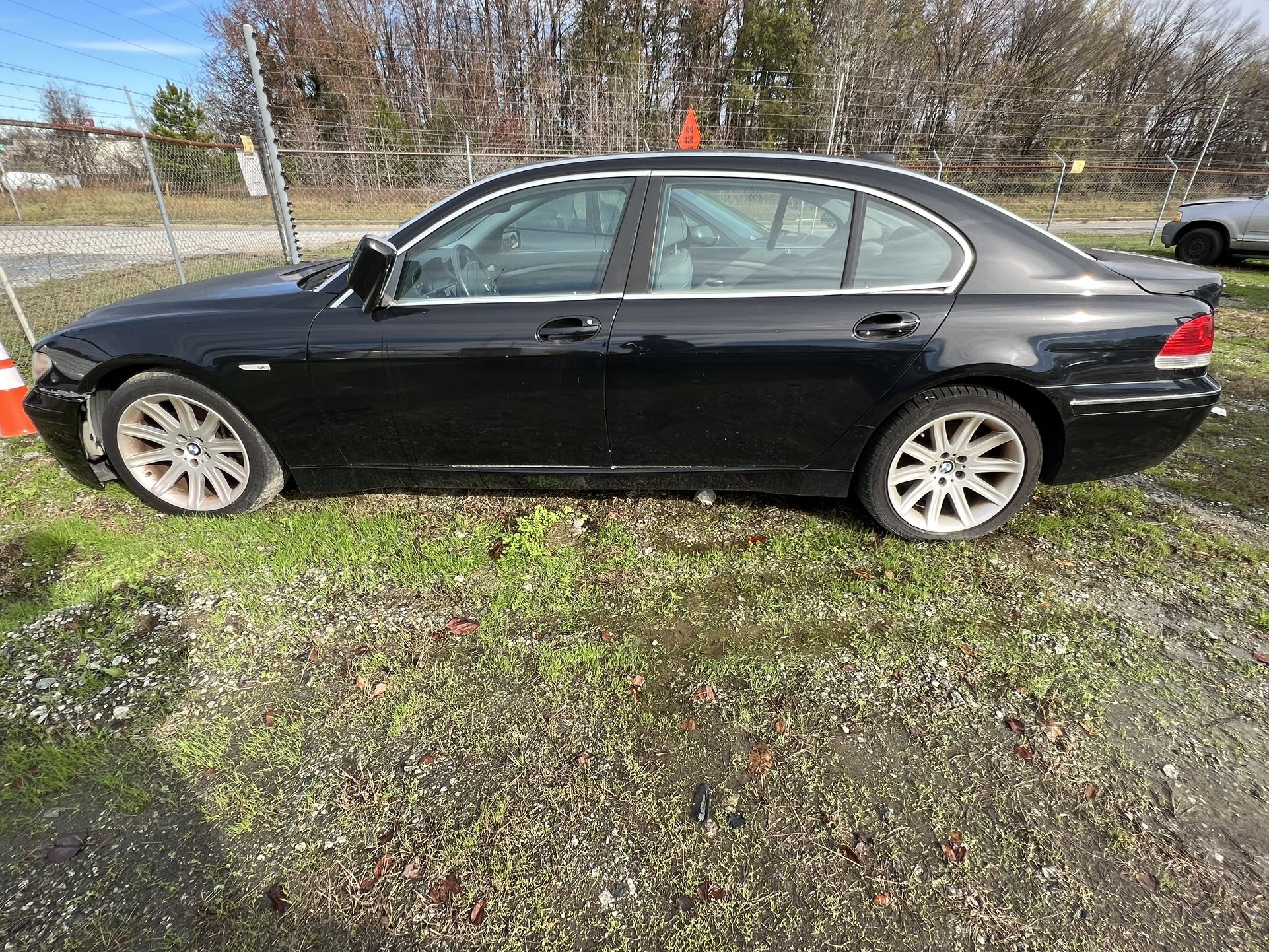 Complete Part Out/2003 BMW 745 Li