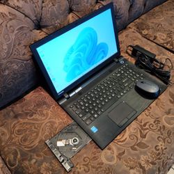 Laptop Toshiba Satellite C55-C-Intel Core i5-8gb Ram-128gb HD SSD Solid-go-od For Studen-ts.