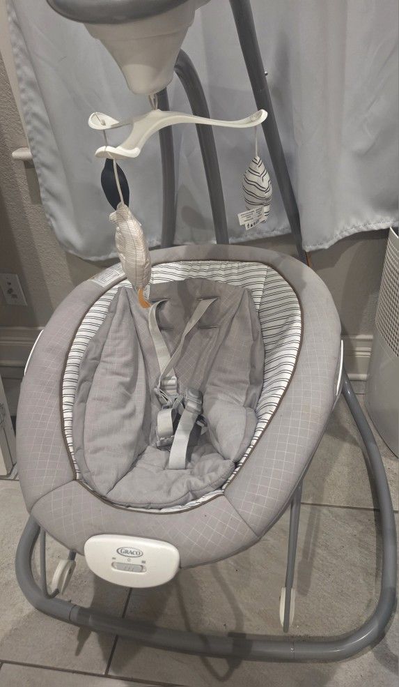 Graco Baby Swing Used Normal Wear