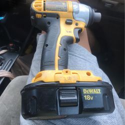 Drill Dewalt 18v 