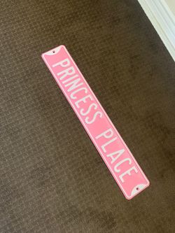 Princess sign