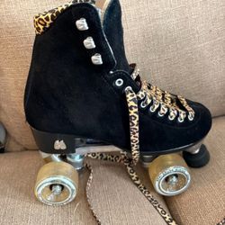 Moxi Skates 