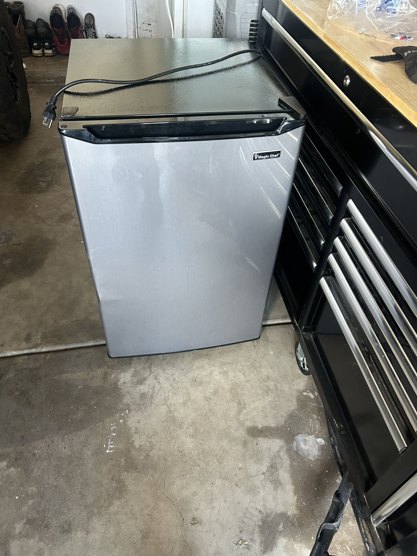 Magic Chef Mini Fridge
