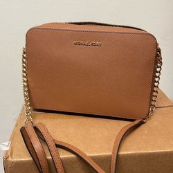 Michael Kors Crossbody Bag “NEW” Authentic