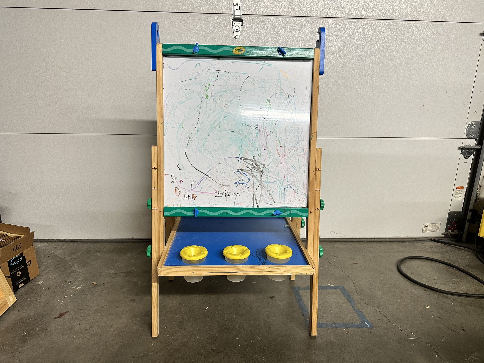 Toddler/Little Kids Art Easle