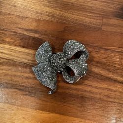 Beautiful Bow Pendant 