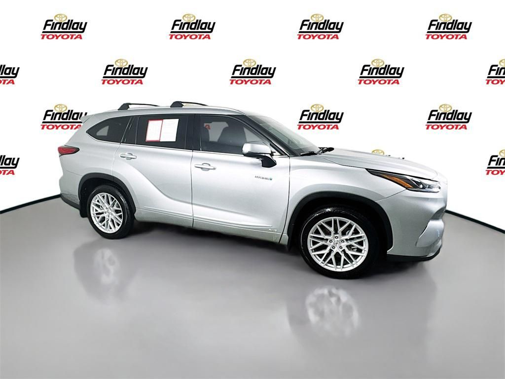 2021 Toyota Highlander