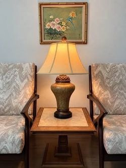 Vintage brown with crackle style base Lamp