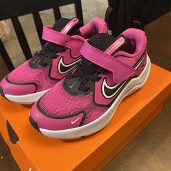 Brand New Girls Nike Shoes