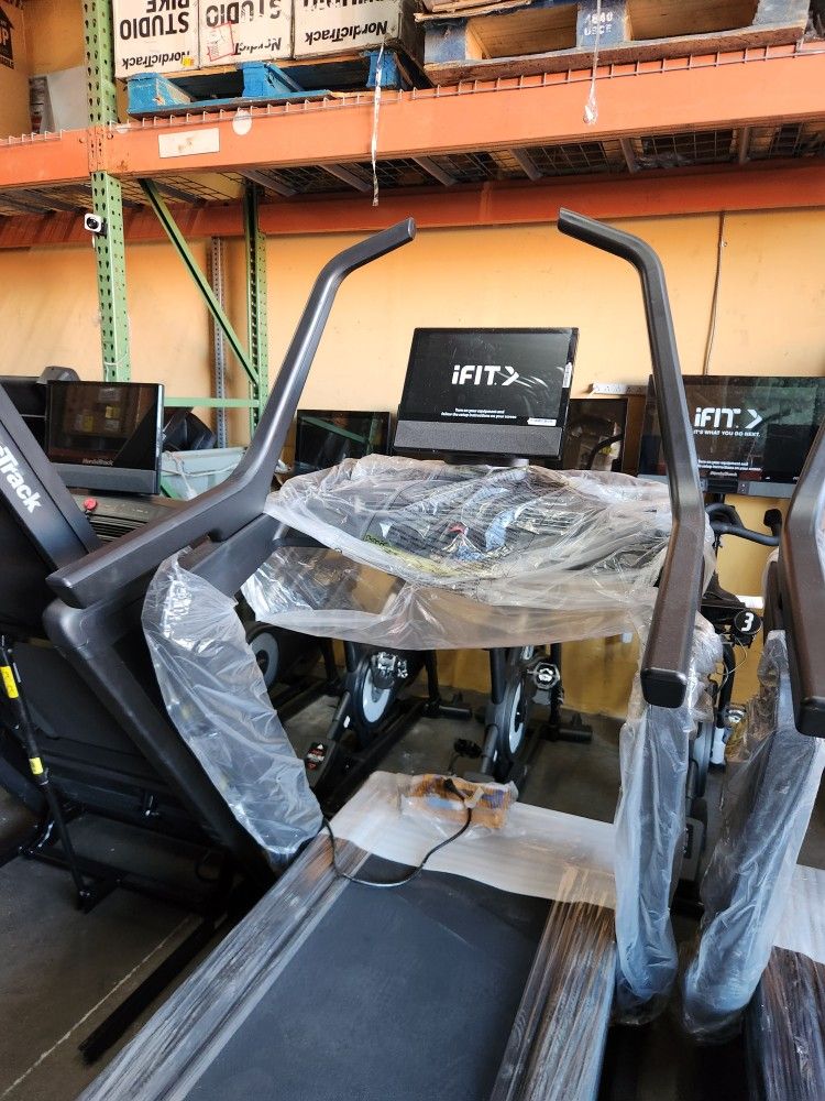 2025 Model Nordictrack X16 treadmill - 40% incline- 12mph max speed - 1800$