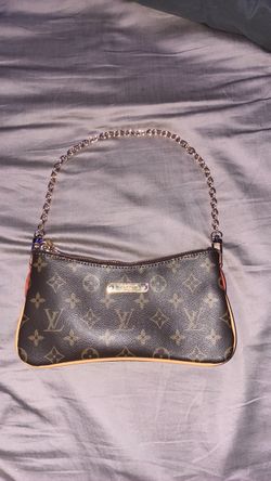 Louis Vuitton Monogram Pochette Liv shoulder bag (Model M83008).