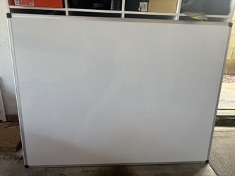 Amazon Basics Magnetic Whiteboard/Dry Erase Board, 36 x 48-inch, Aluminum Frame, Silver/White