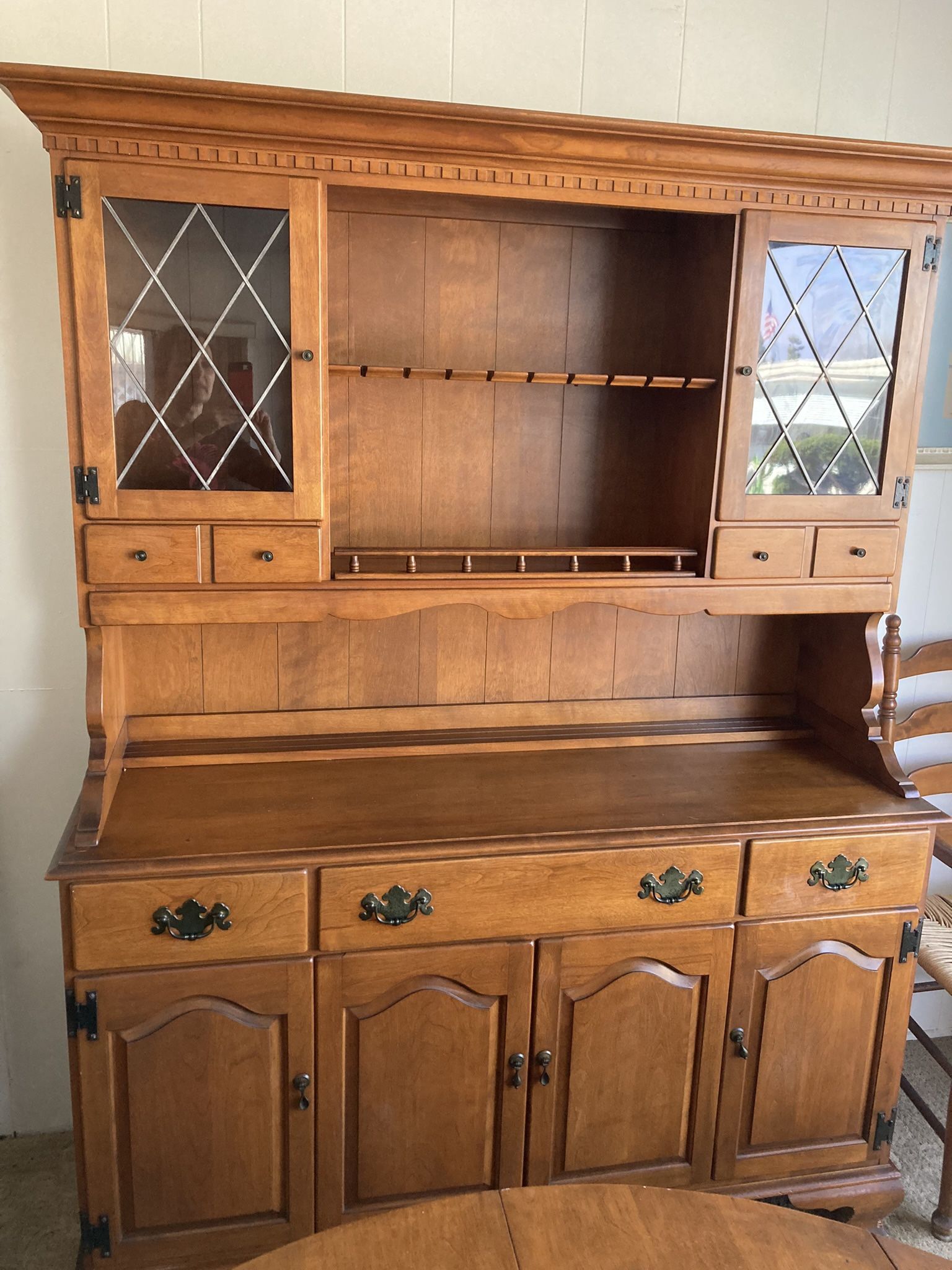 Ethan Allen Hutch