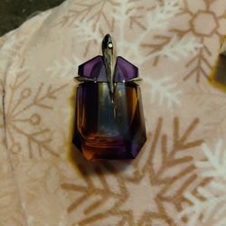 Mugler Alien Perfume