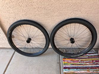 Specialized 29” MTB Disc Brake Wheelset W/Tires